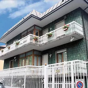 Villamelchiorre 1 Guest house Milan